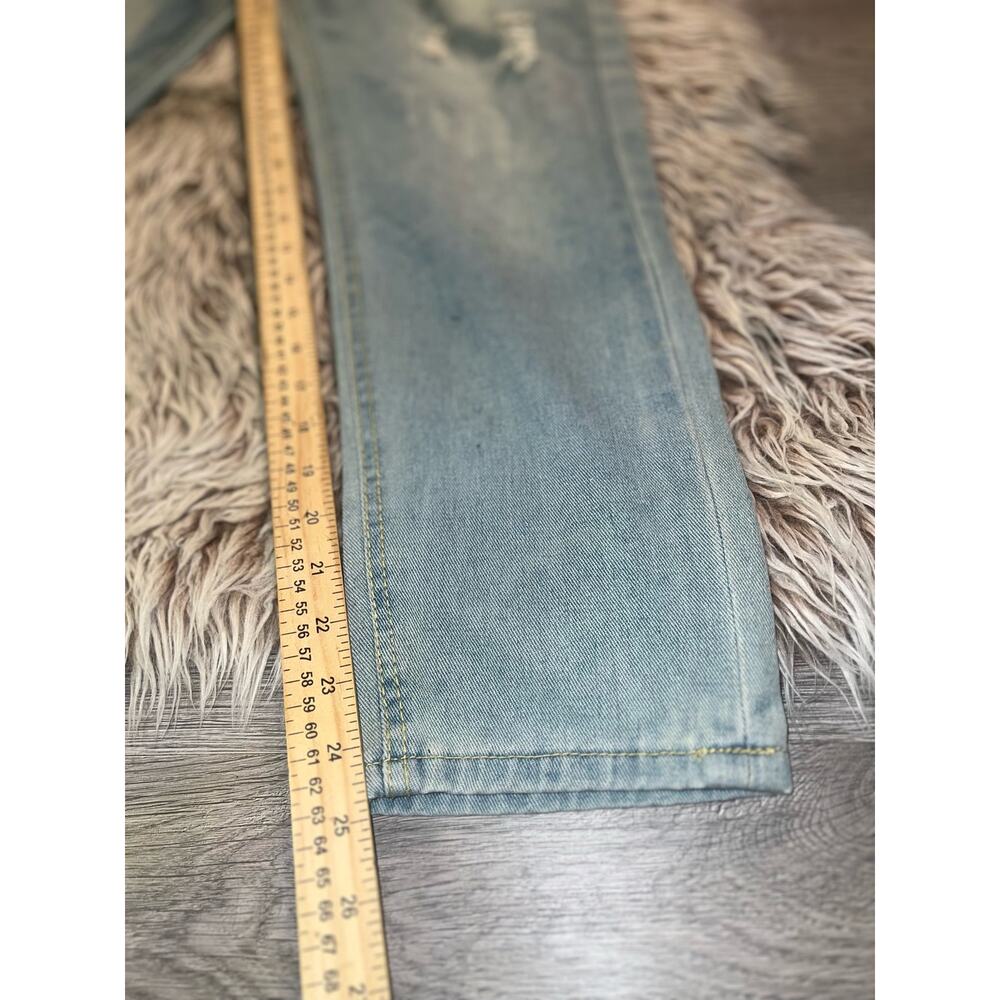Collection wear fashion women’s distressed blue jeans - Picture 8 of 11